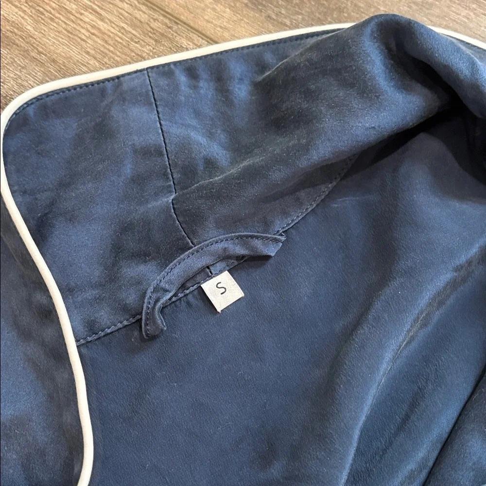 SLIPINTOSOFT 100% Silk navy blue pajamas loungewear set small